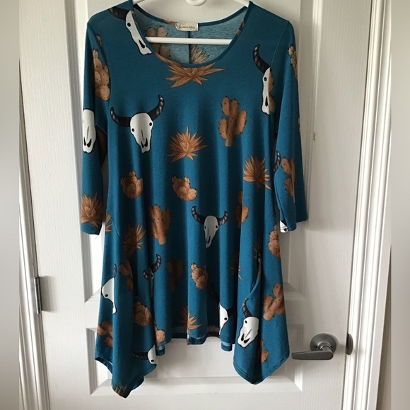 Womens Southern Stitch Western Style Tunic - Picture 1 of 4